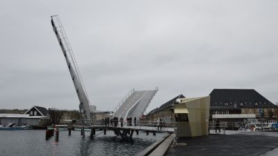 Мосты для пешеходов и велосипедистов через каналы Кристиансхаун и Транграун © Barbara Feichtinger-Felber