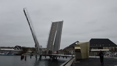 Мосты для пешеходов и велосипедистов через каналы Кристиансхаун и Транграун © Barbara Feichtinger-Felber