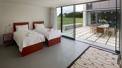 «Длинный дом» в Норфолке © Living Architecture