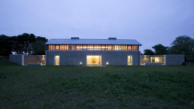 «Длинный дом» в Норфолке © Living Architecture