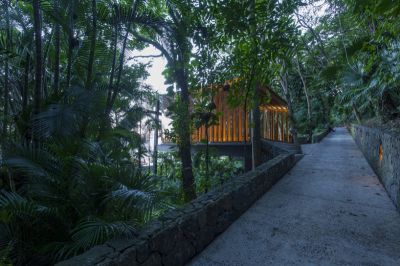Часовня над океаном от команды архитекторов Bernardes Arquitetura
