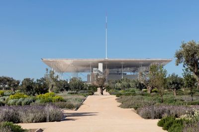 Культурный комплекс автора Renzo Piano, расположенный в Афинах, Греция