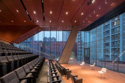Образовательный центр от бюро Diller Scofidio и Renfro в Нью-Йорке, США.