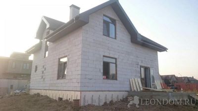 Закончена кладка стен и кровля в Зосимово